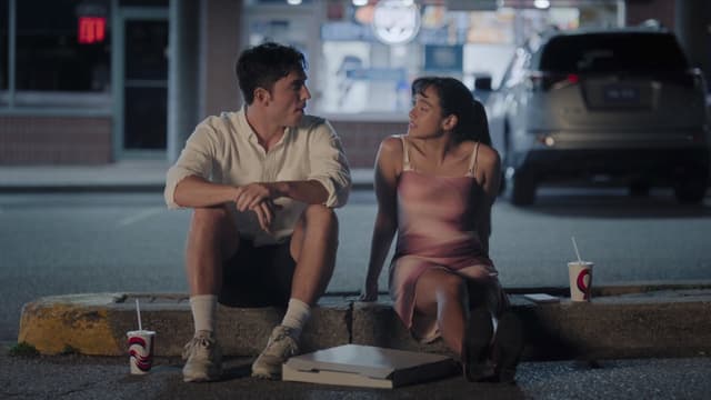 Siapa Gadis Itu